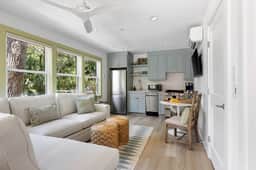 508 E Ashley 3