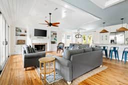 10 24th Ave (IOP)