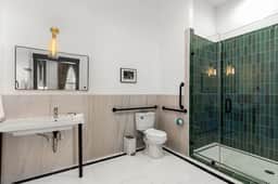 EH #1 Prem Kg Room