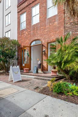 30 Vendue (2BR)