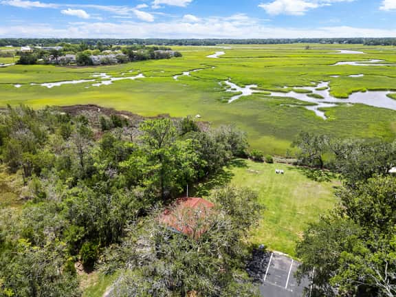 1383 Harbor View