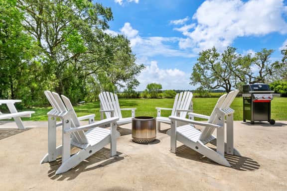 1383 Harbor View