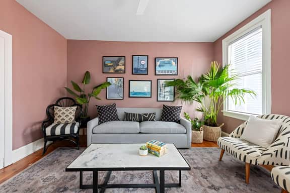 253 Saint Philip 1BR