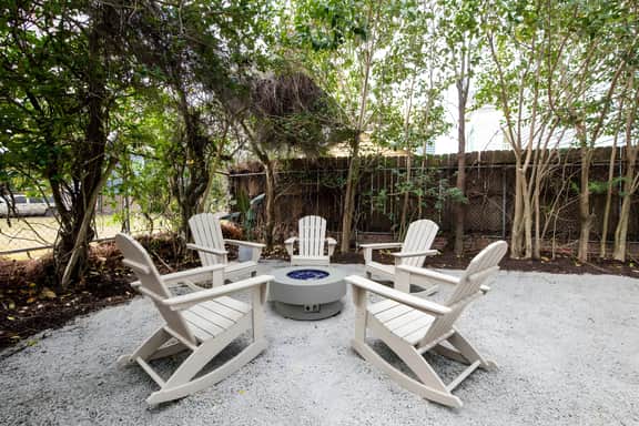 253 Saint Philip 1BR