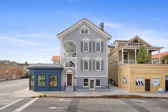 225 A Rutledge