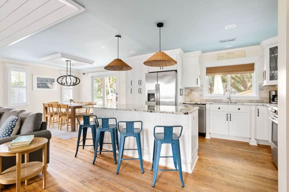 10 24th Ave (IOP)