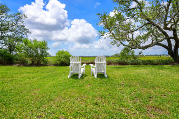 1383 Harbor View